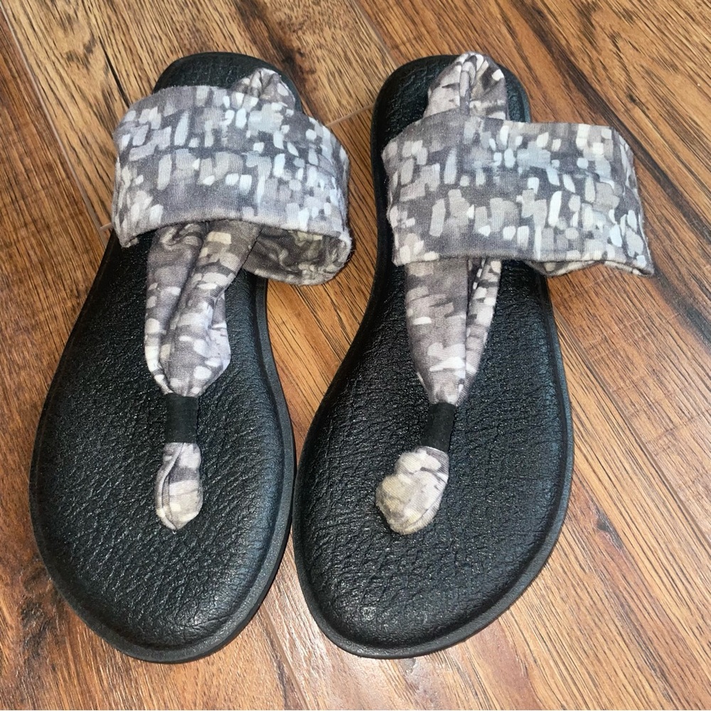 Sanuk Yoga Sling Sandals Size 7